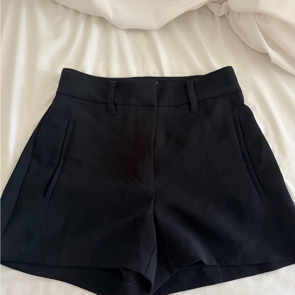 Wilfred Effortless Black High-Waist Tailored Shorts